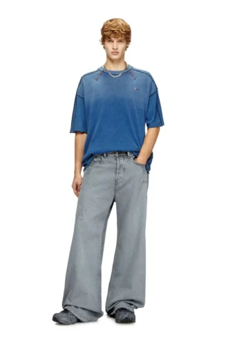 t-craoxt T-shirt in cotone con cuciture overlock a contrasto