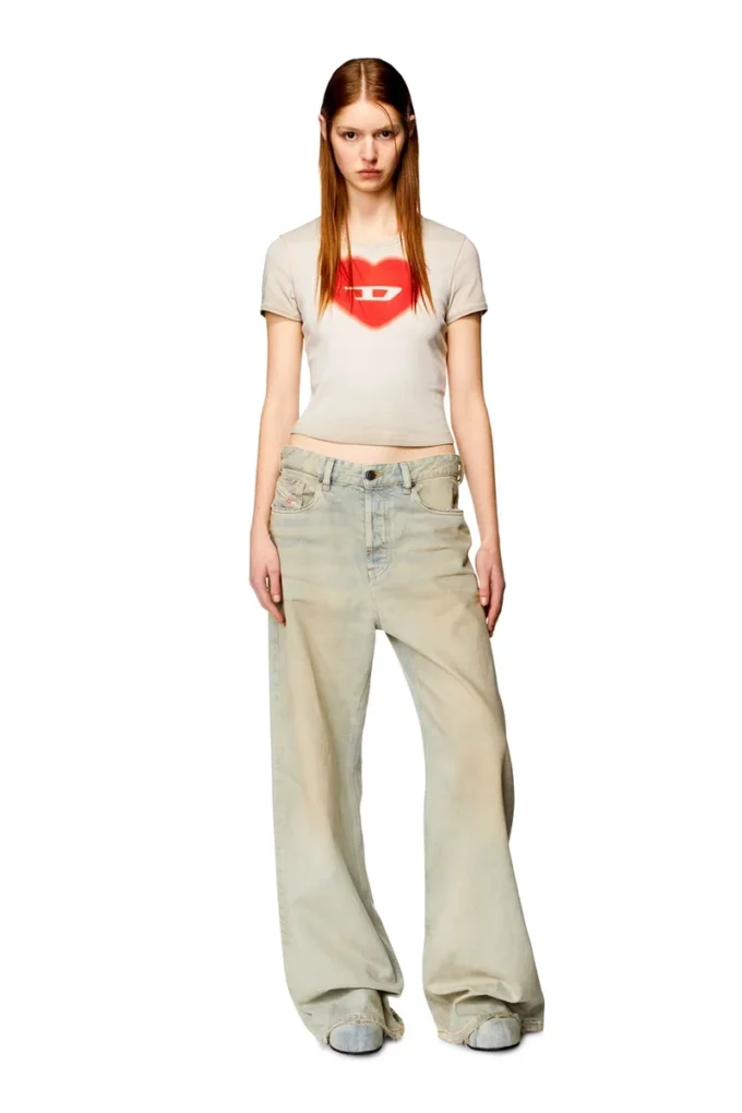 t-ele T-shirt a costine con cuore acquerellato D t-ele T-shirt a costine con cuore acquerellato D