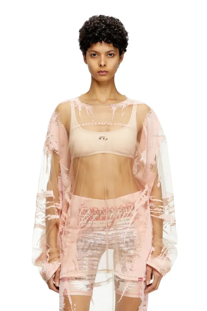 t-hassan-ls-a T-shirt in nylon a maniche lunghe con stampa del testo di una canzone t-hassan-ls-a T-shirt in nylon a maniche lunghe con stampa del testo di una canzone