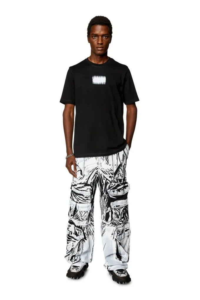 t-just-n4 T-shirt con logo floccato in cotone biologico t-just-n4 T-shirt con logo floccato in cotone biologico