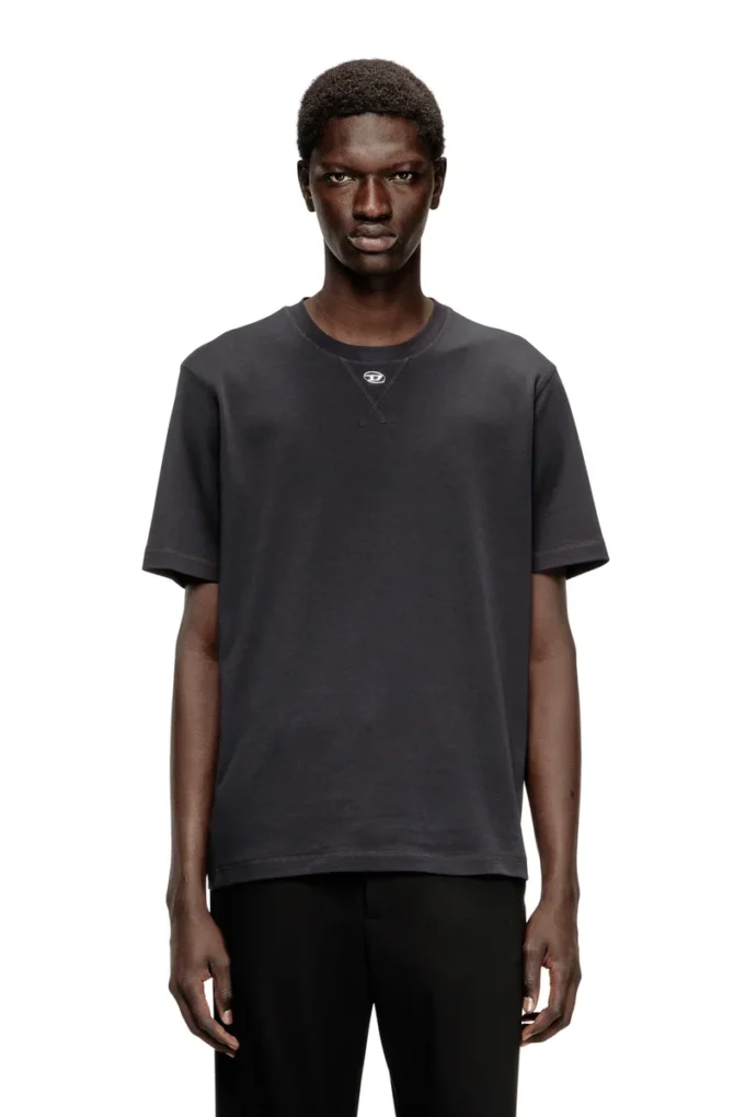 t-madjust-tr T-shirt regular con girocollo e Oval D t-madjust-tr T-shirt regular con girocollo e Oval D
