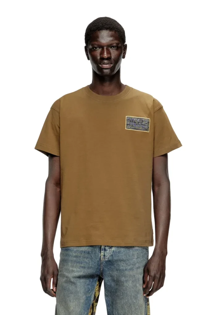 t-norm-t3 T-shirt con patch logo mimetico t-norm-t3 T-shirt con patch logo mimetico