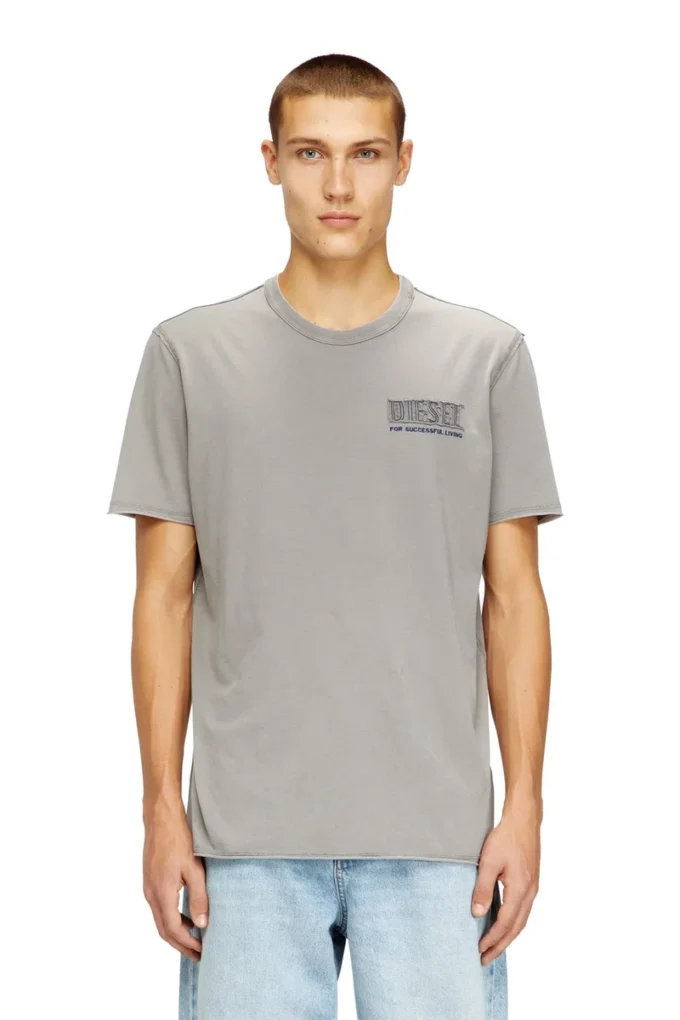 t-rawjust-v1 T-shirt con lavaggio acido e bordi grezzi t-rawjust-v1 T-shirt con lavaggio acido e bordi grezzi