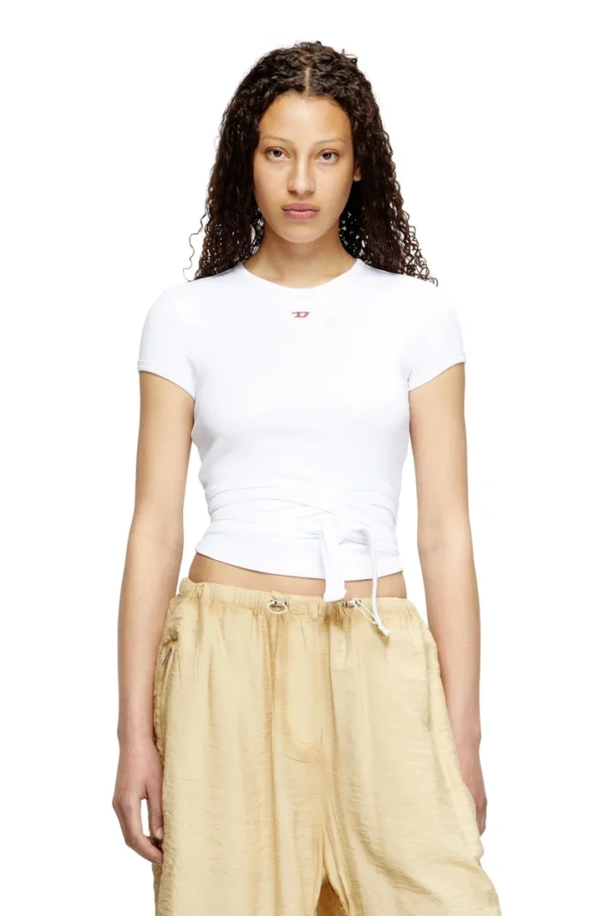 T-shirt con lacci incrociati T-shirt con lacci incrociati