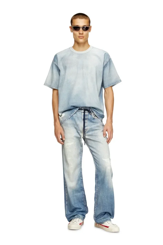 T-shirt d-box jogg in JoggJeans stampato effetto candeggina