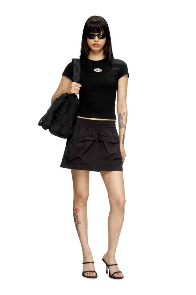 t-uncutie-long-od-q1 T-shirt slim fit con taglio ovale D