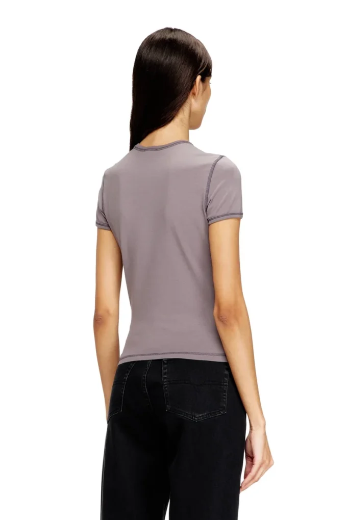 t-uncuties-long-s5 T-shirt slim con stampa a cuore e borchie t-uncuties-long-s5 T-shirt slim con stampa a cuore e borchie