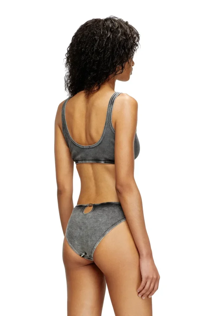 ufpn-d-oval-high-waisted-brief Trova il negozio più vicino ufpn-d-oval-high-waisted-brief Trova il negozio più vicino
