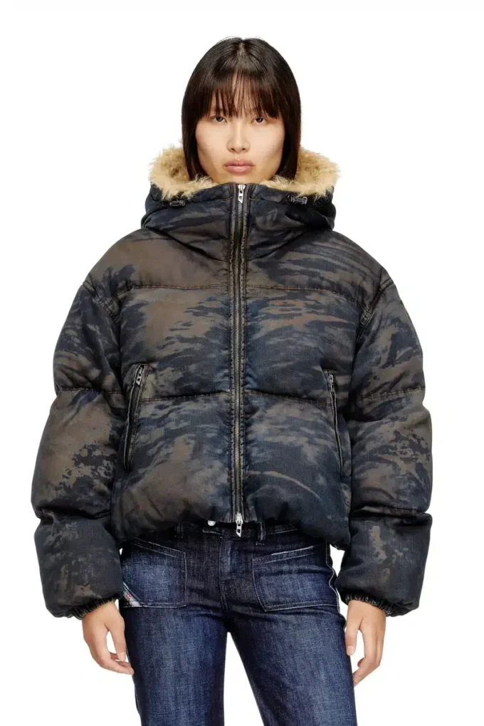 w-aves-fur Piumino con cappuccio in denim mimetico effetto sporco