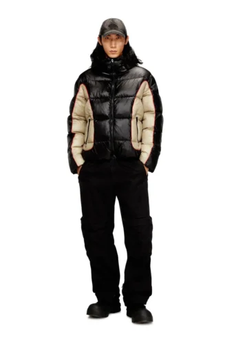 w-ostend Piumino con cappuccio in ripstop lucido