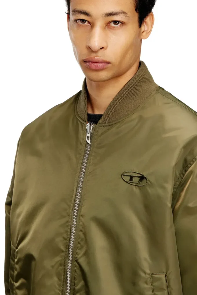 w-type-d1 Bomber imbottito con ricamo Oval D w-type-d1 Bomber imbottito con ricamo Oval D